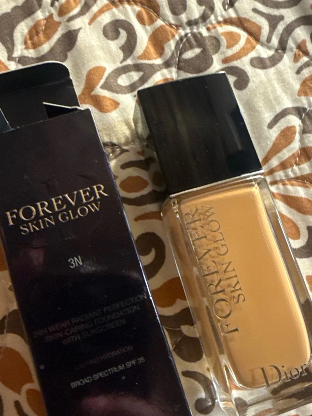 Dior Forever Skin Glow Foundation - Black & Gold Box